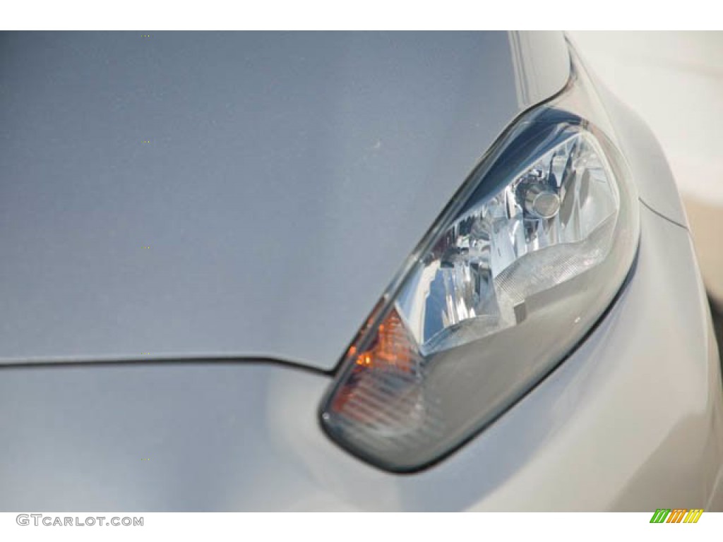 2019 Fiesta SE Hatchback - Ingot Silver / Charcoal Black photo #9