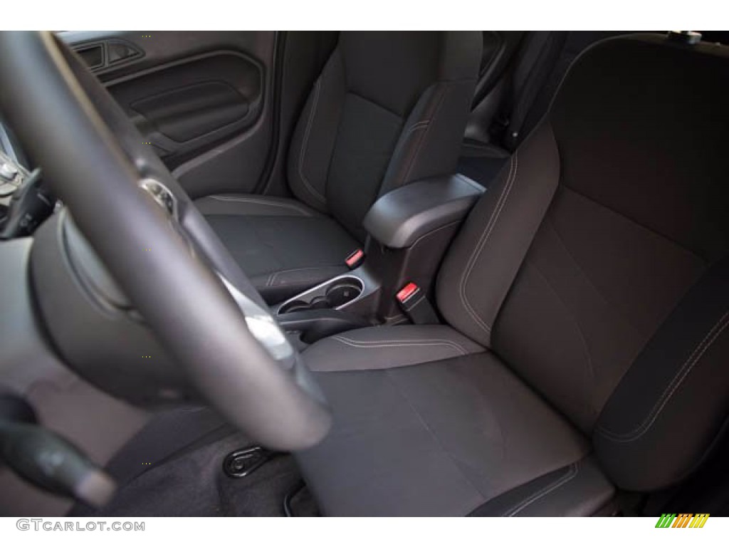 2019 Fiesta SE Hatchback - Ingot Silver / Charcoal Black photo #17