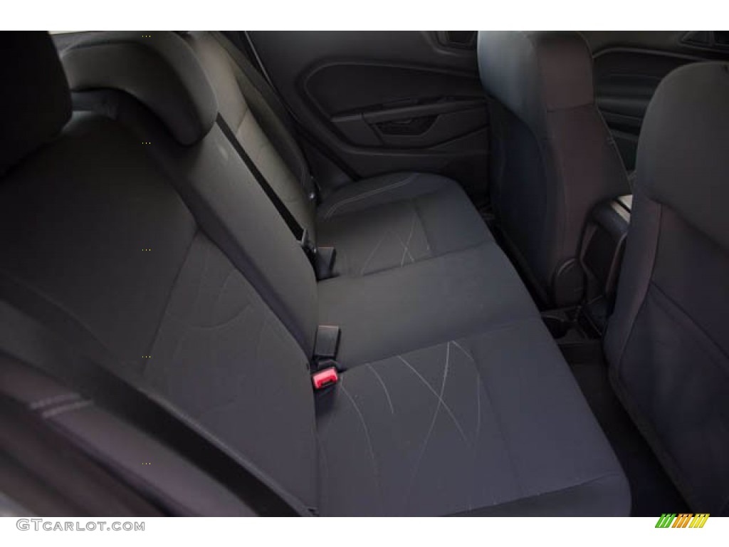 2019 Fiesta SE Hatchback - Ingot Silver / Charcoal Black photo #20