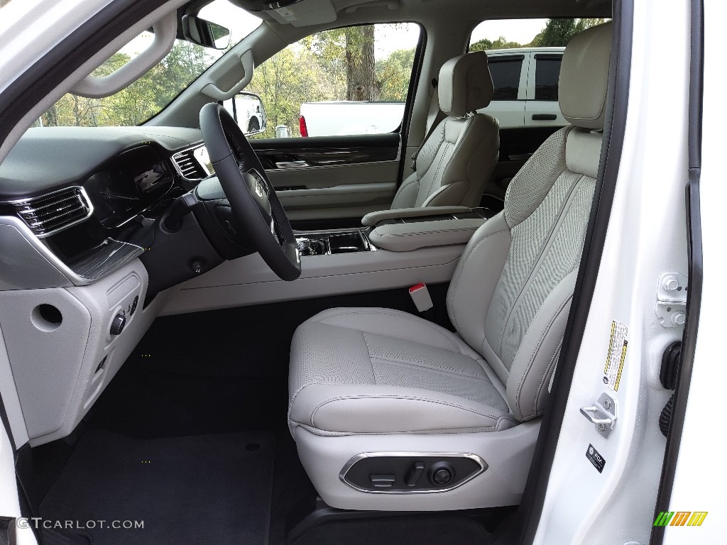 Sea Salt/Black Interior 2022 Jeep Wagoneer Series III 4x4 Photo #143193225