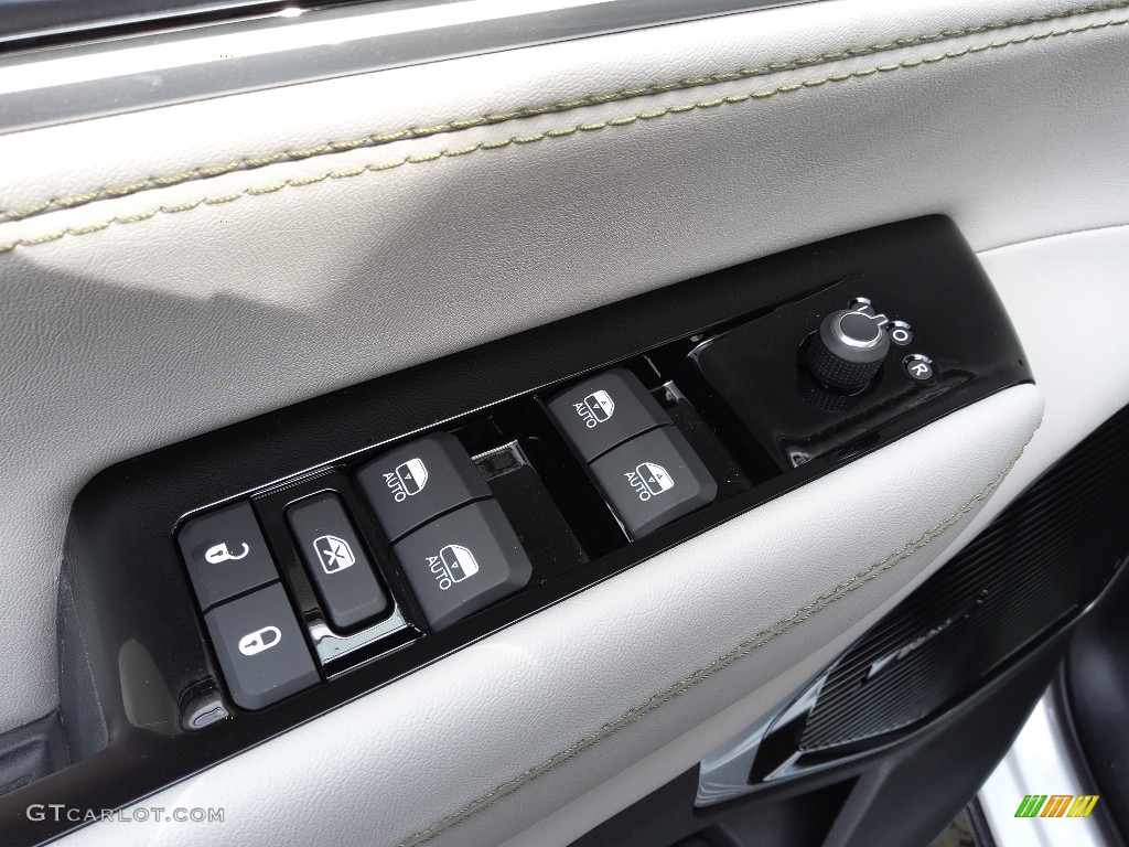 2022 Jeep Wagoneer Series III 4x4 Sea Salt/Black Door Panel Photo #143193237