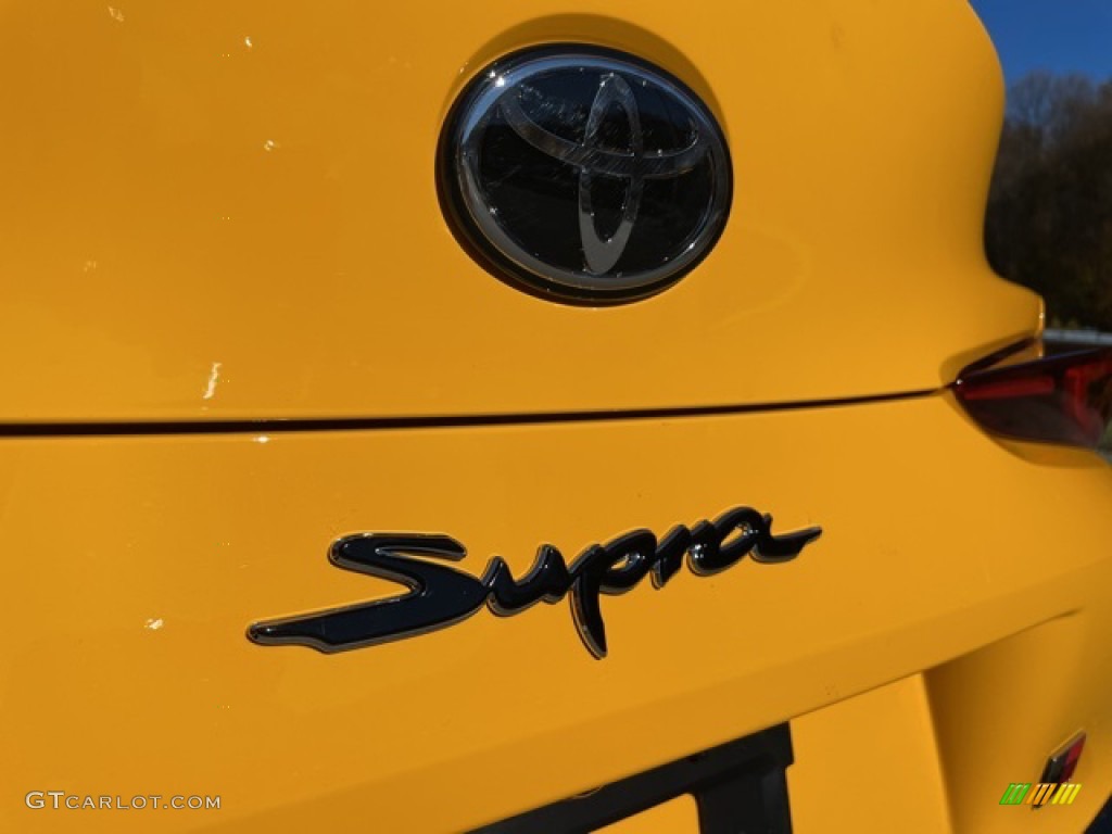 2022 Toyota GR Supra 3.0 Marks and Logos Photos