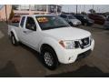 2017 Glacier White Nissan Frontier SV King Cab 4x4  photo #3