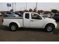 2017 Glacier White Nissan Frontier SV King Cab 4x4  photo #4