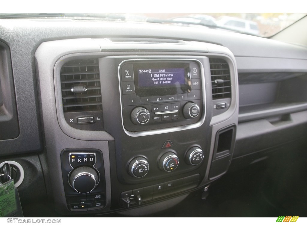 2014 1500 Express Crew Cab 4x4 - Mineral Gray Metallic / Black/Diesel Gray photo #18