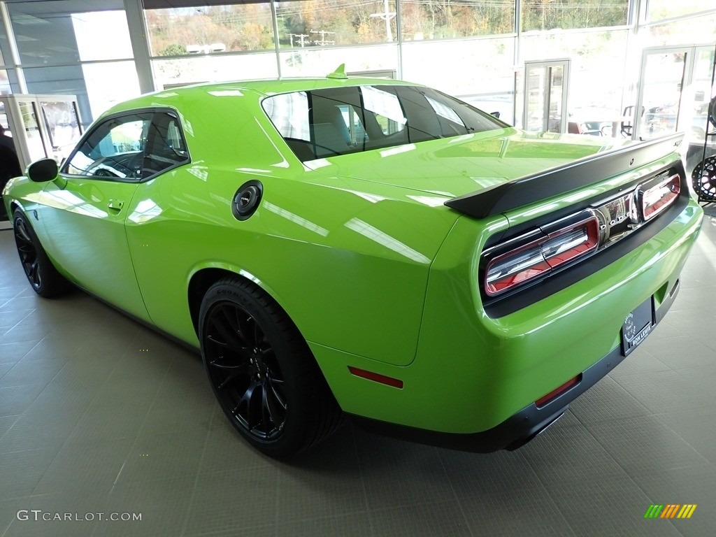 2015 Challenger SRT Hellcat - Sublime Green Pearl / Black photo #3
