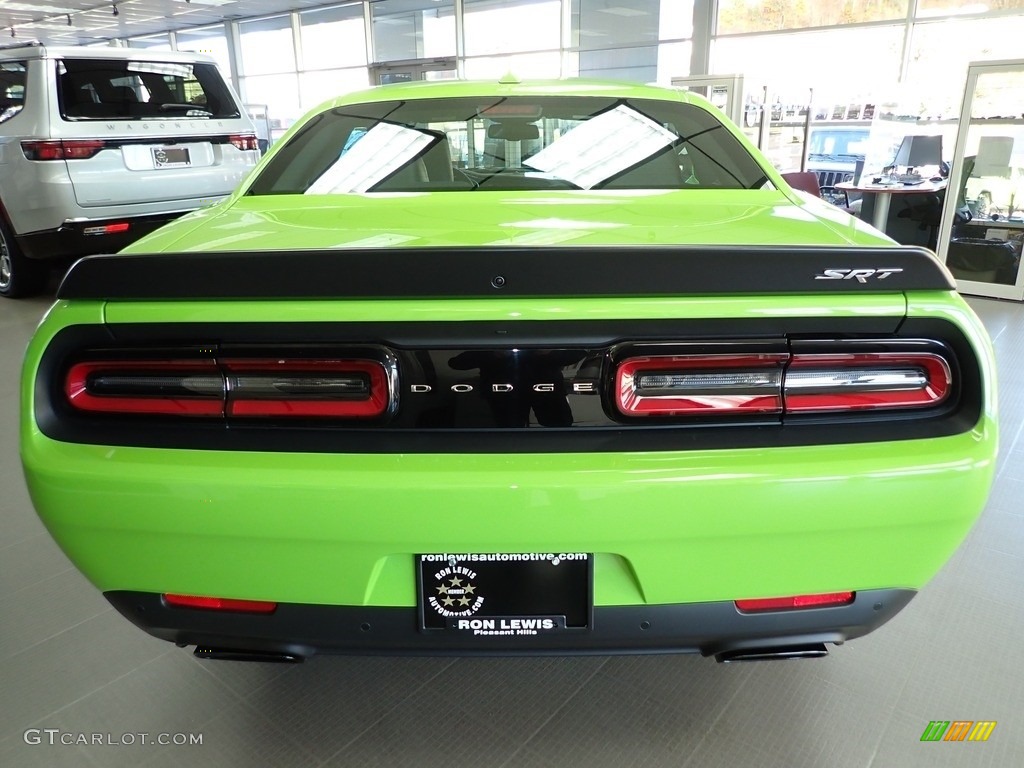 2015 Challenger SRT Hellcat - Sublime Green Pearl / Black photo #4