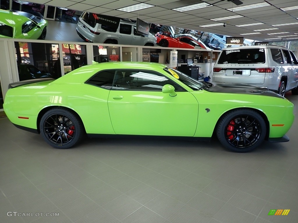 2015 Challenger SRT Hellcat - Sublime Green Pearl / Black photo #7