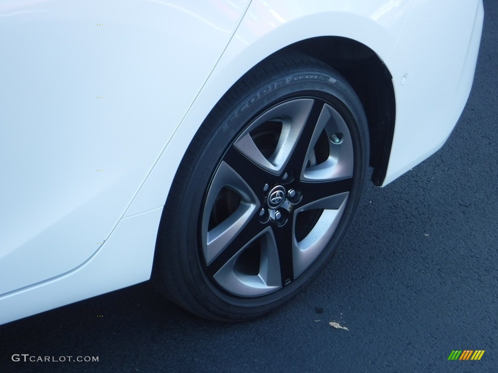 2020 Prius L Eco - Super White / Black photo #3