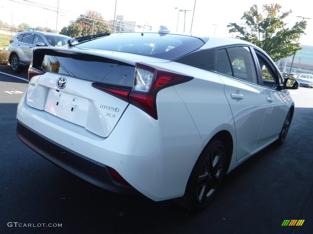 2020 Prius L Eco - Super White / Black photo #7