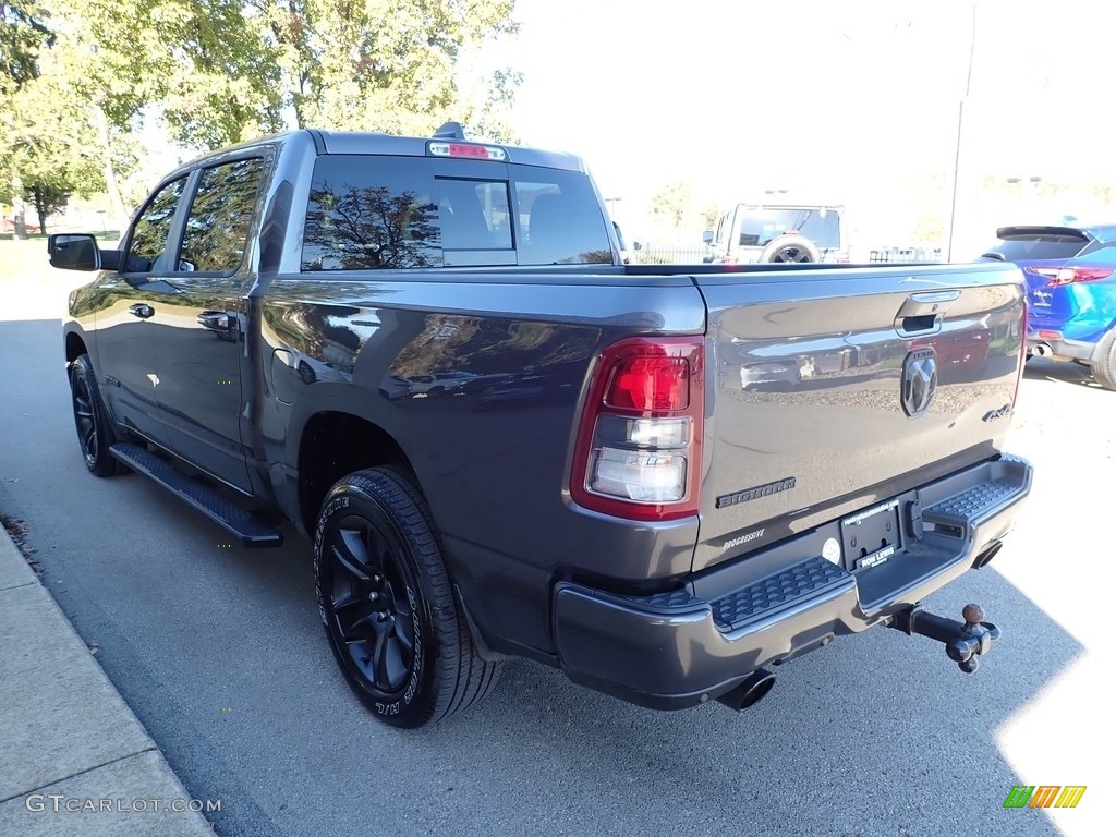 2020 1500 Big Horn Night Edition Crew Cab 4x4 - Granite Crystal Metallic / Black photo #4