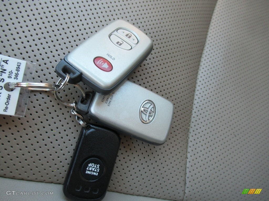 2017 4Runner Limited 4x4 - Blizzard Pearl White / Sand Beige photo #20