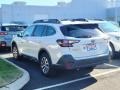 Crystal White Pearl - Outback 2.5i Premium Photo No. 4
