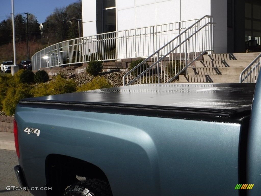 2008 Silverado 1500 Work Truck Regular Cab 4x4 - Graystone Metallic / Dark Titanium photo #3