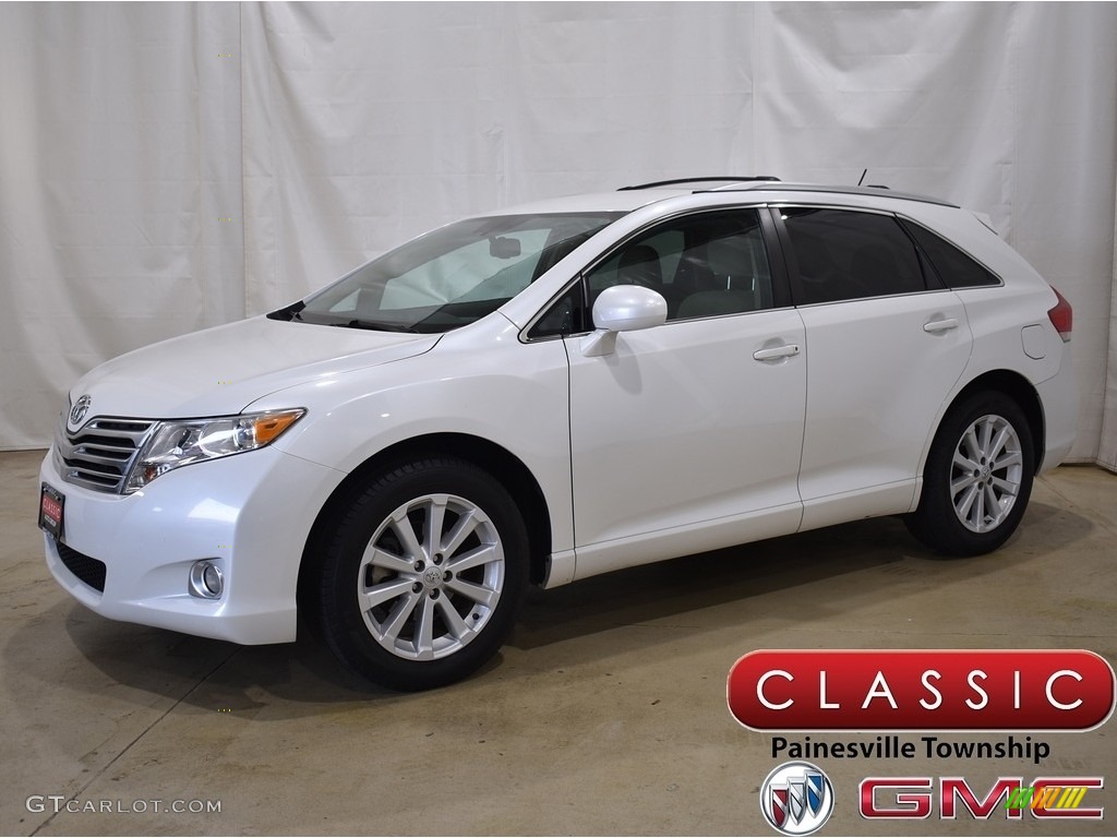 Blizzard White Pearl Toyota Venza