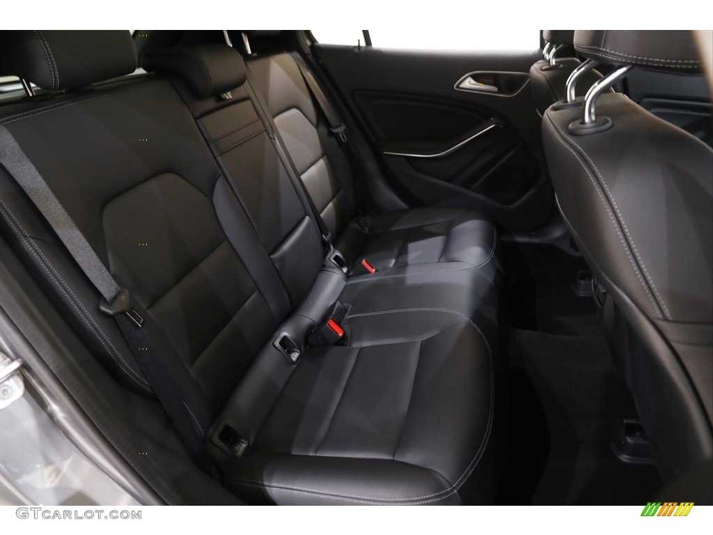 2018 GLA 250 4Matic - Mountain Grey Metallic / Black photo #18
