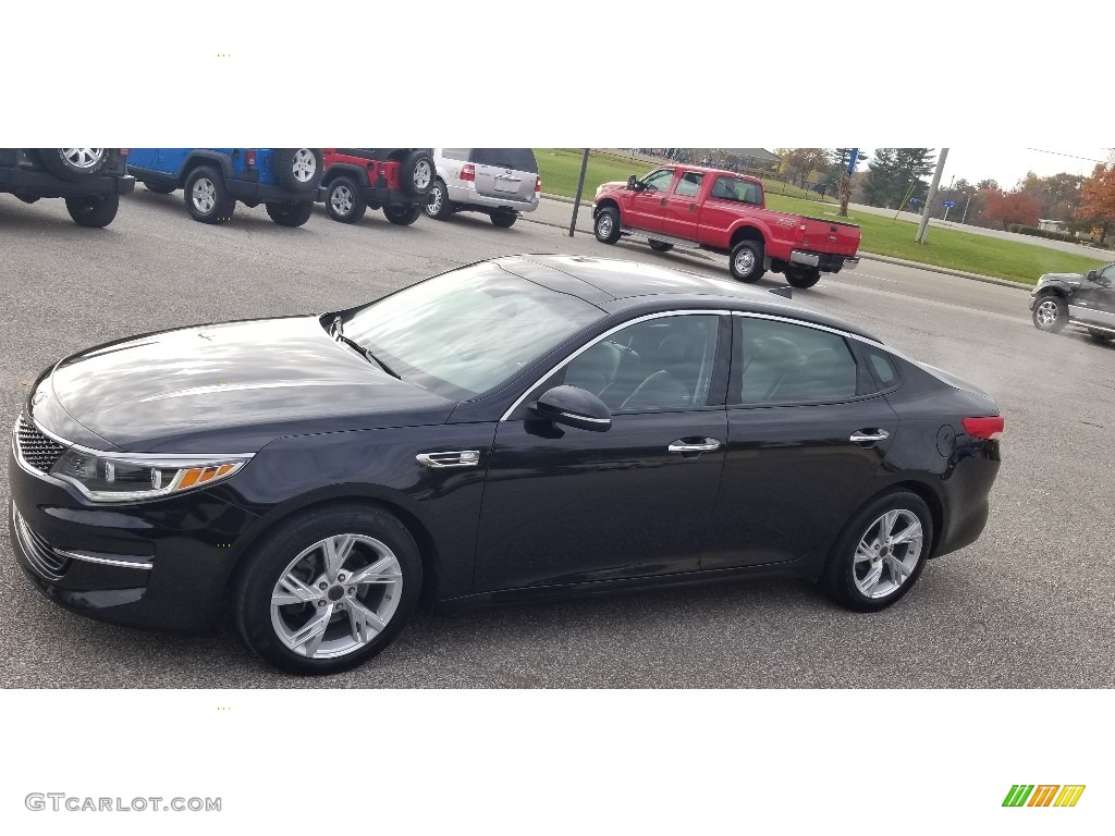 2016 Optima EX - Ebony Black / Black photo #33