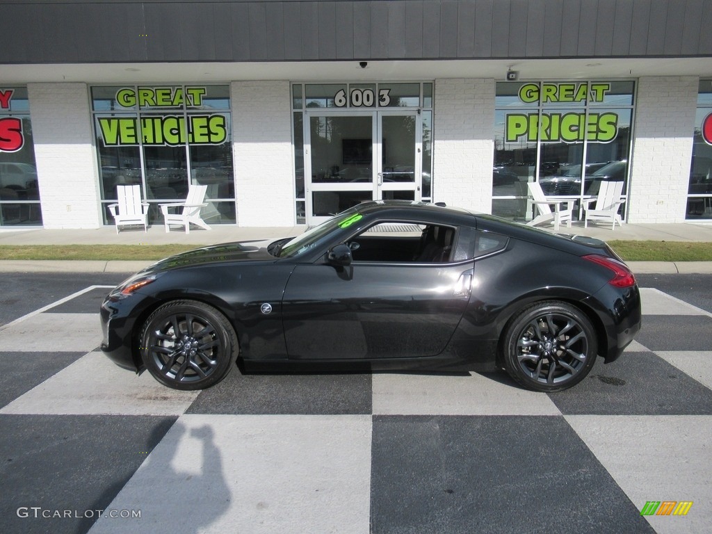 2018 370Z Touring Coupe - Magnetic Black / Black photo #1