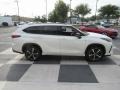 2021 Blizzard White Pearl Toyota Highlander XSE AWD  photo #3