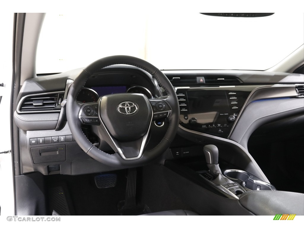 2019 Camry XSE - Wind Chill Pearl / Black photo #6