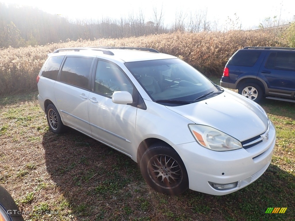 2005 Sienna XLE Limited AWD - Natural White / Stone photo #2