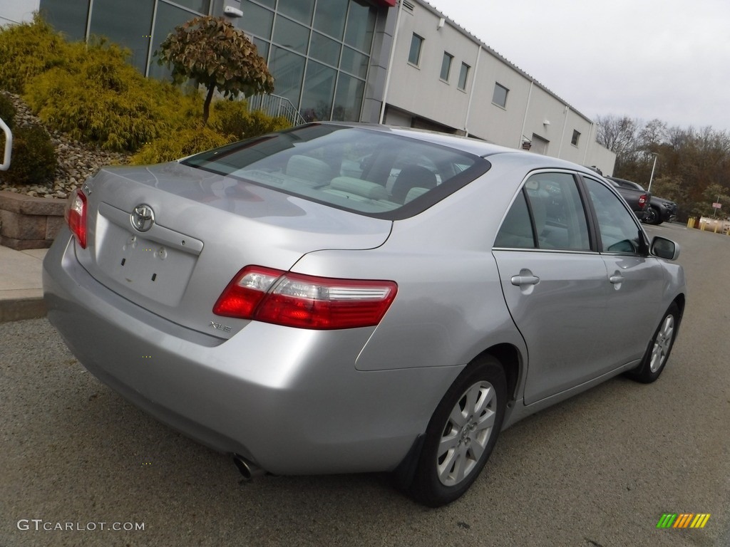 2007 Camry XLE - Titanium Metallic / Ash photo #13