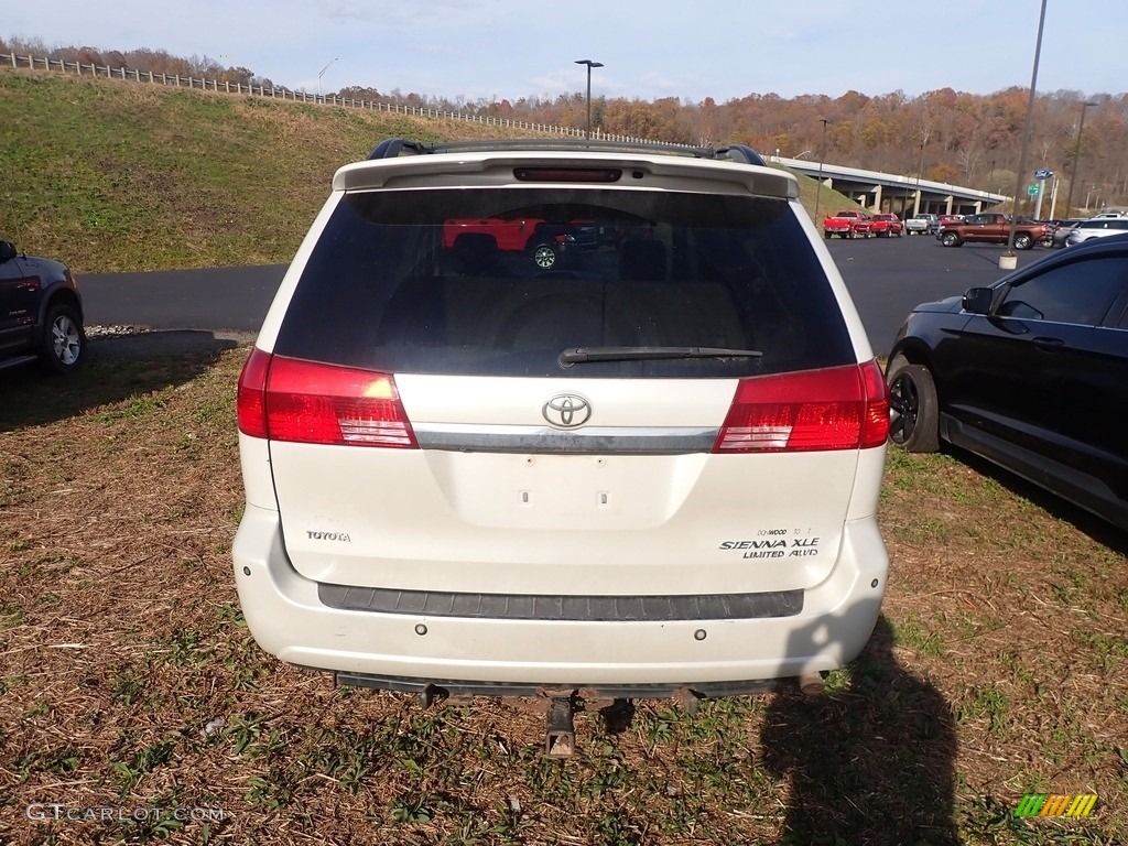 2005 Sienna XLE Limited AWD - Natural White / Stone photo #10