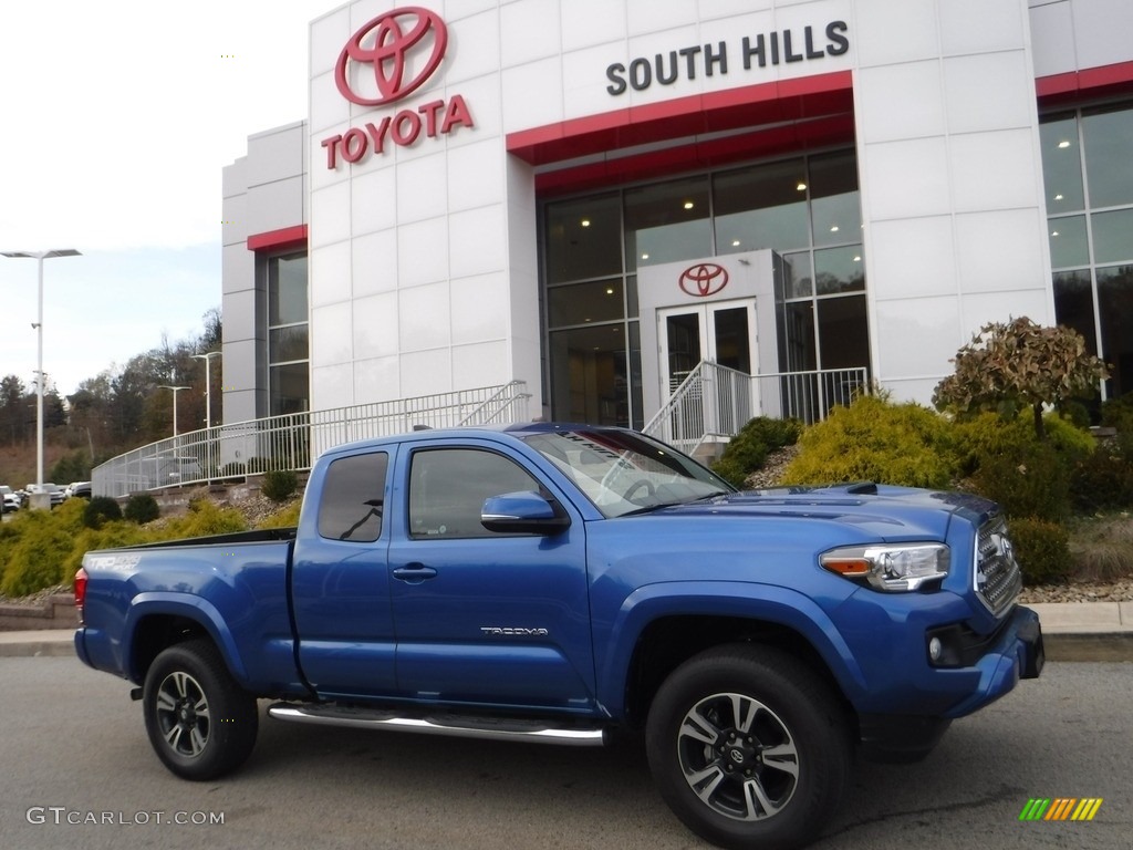 2017 Tacoma TRD Sport Access Cab 4x4 - Blazing Blue Pearl / Cement Gray photo #2