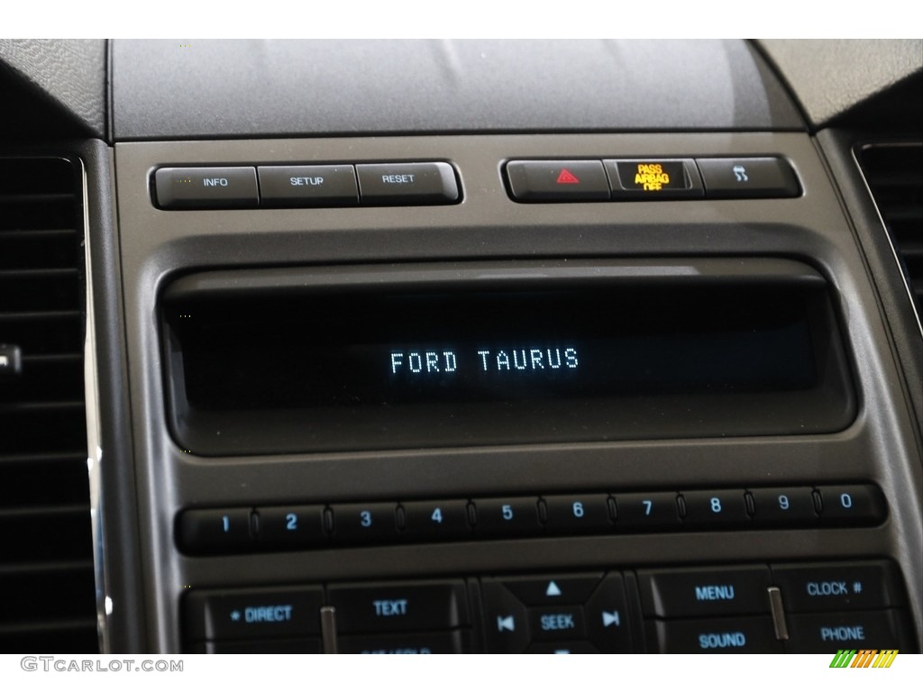 2010 Taurus SEL - Tuxedo Black Metallic / Charcoal Black photo #10