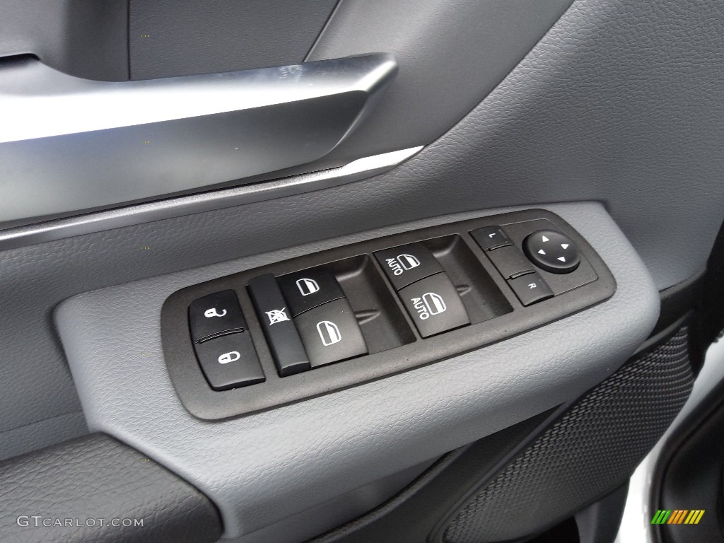 2022 Ram 1500 Big Horn Quad Cab Controls Photo #143226771