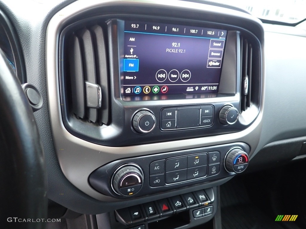 2019 Chevrolet Colorado Z71 Crew Cab 4x4 Controls Photo #143226948