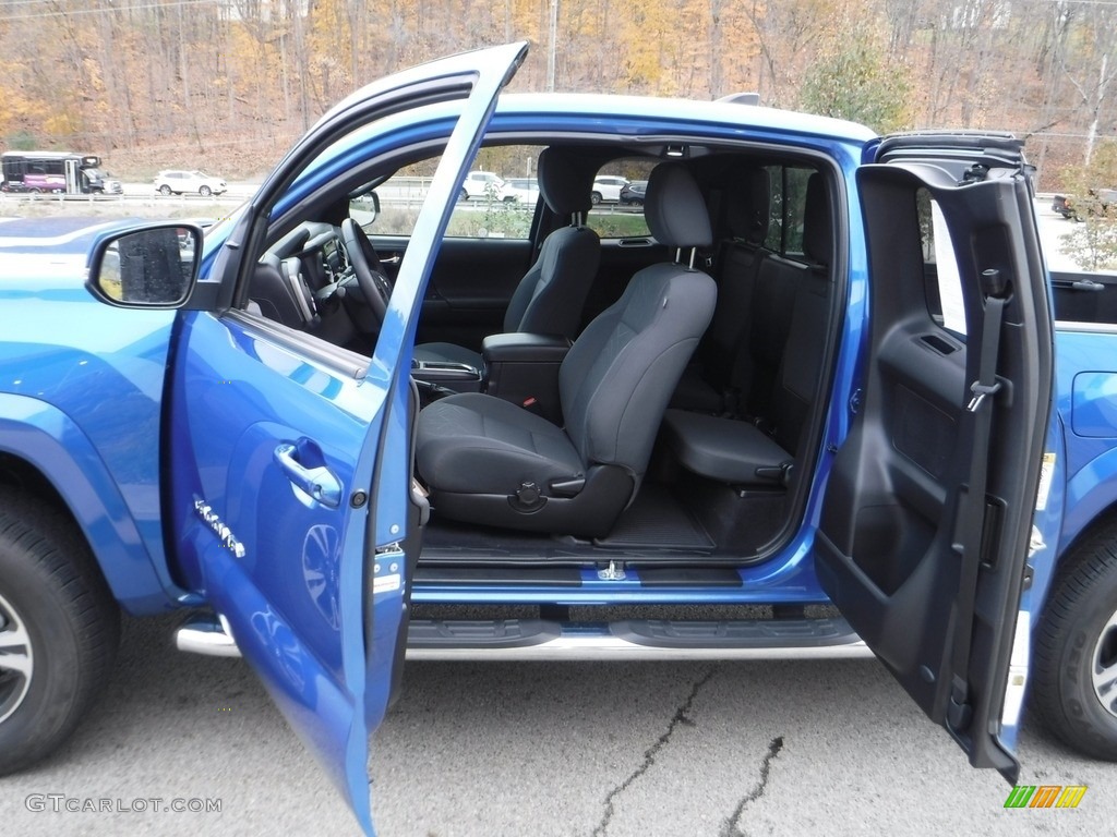 2017 Tacoma TRD Sport Access Cab 4x4 - Blazing Blue Pearl / Cement Gray photo #23