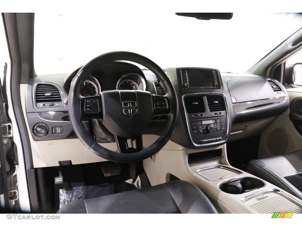 2016 Grand Caravan SXT - Bright White / Black/Light Graystone photo #6