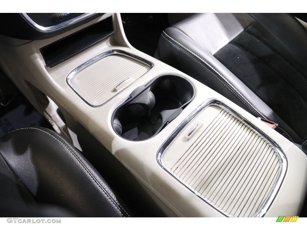 2016 Grand Caravan SXT - Bright White / Black/Light Graystone photo #14