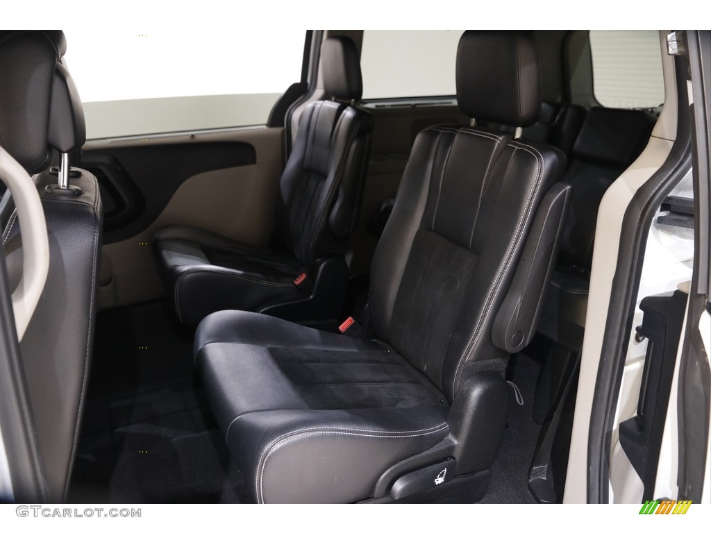 2016 Grand Caravan SXT - Bright White / Black/Light Graystone photo #18