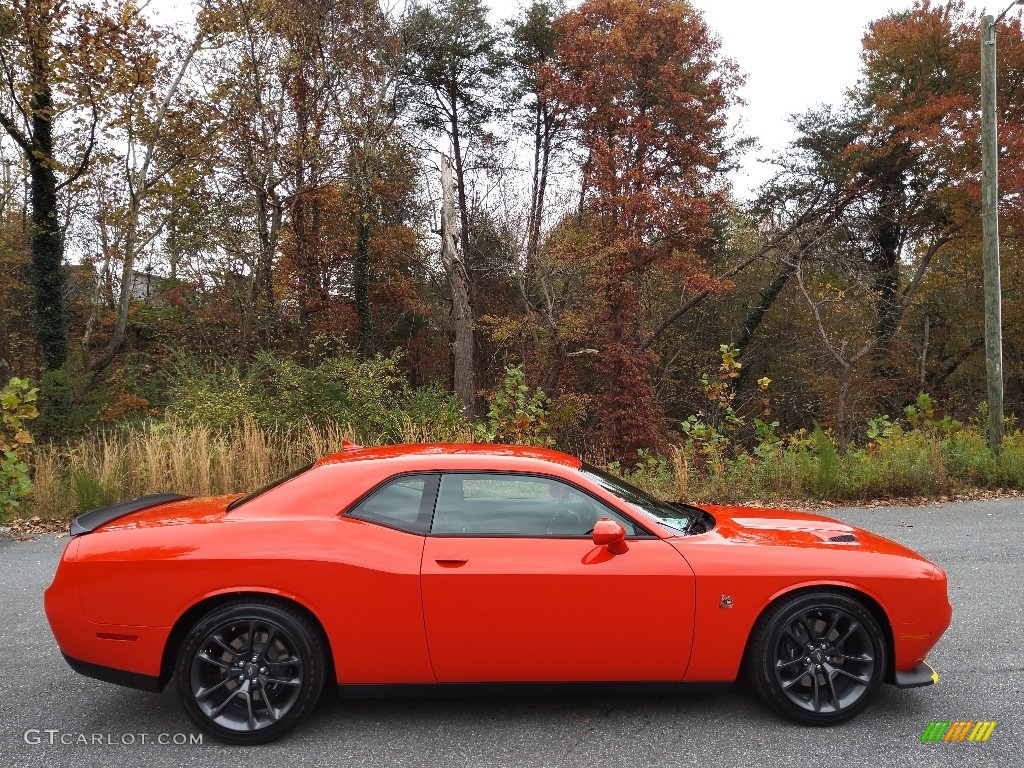 Go Mango 2021 Dodge Challenger R/T Scat Pack Exterior Photo #143228097