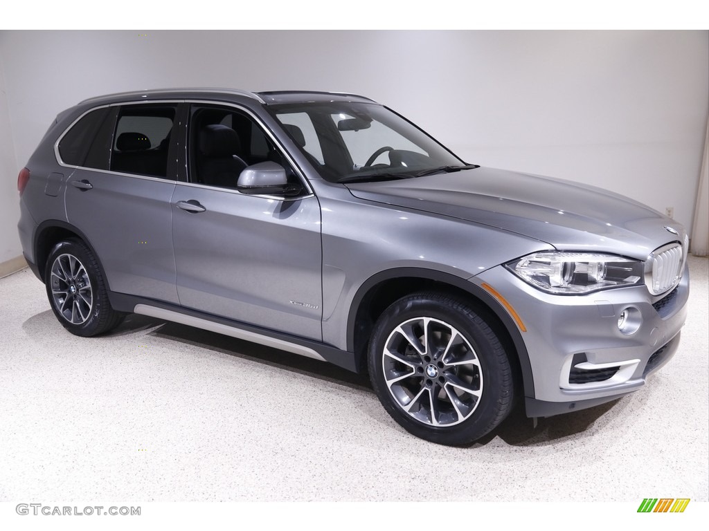 2017 X5 xDrive35d - Space Gray Metallic / Black photo #1