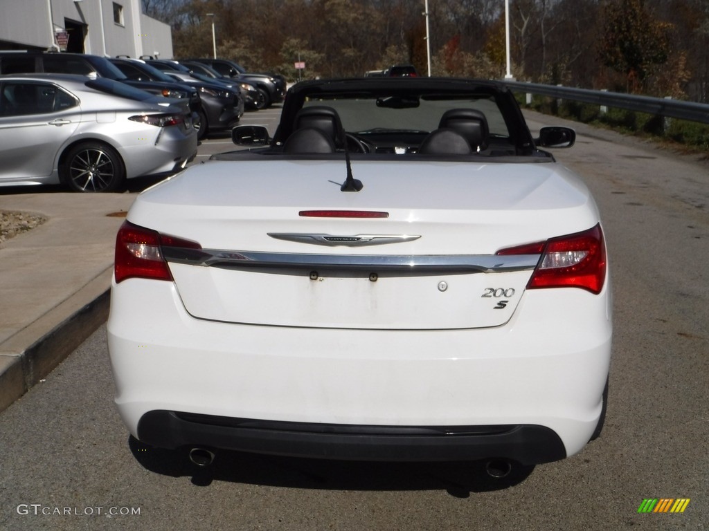 2012 200 S Convertible - Bright White / Black photo #16