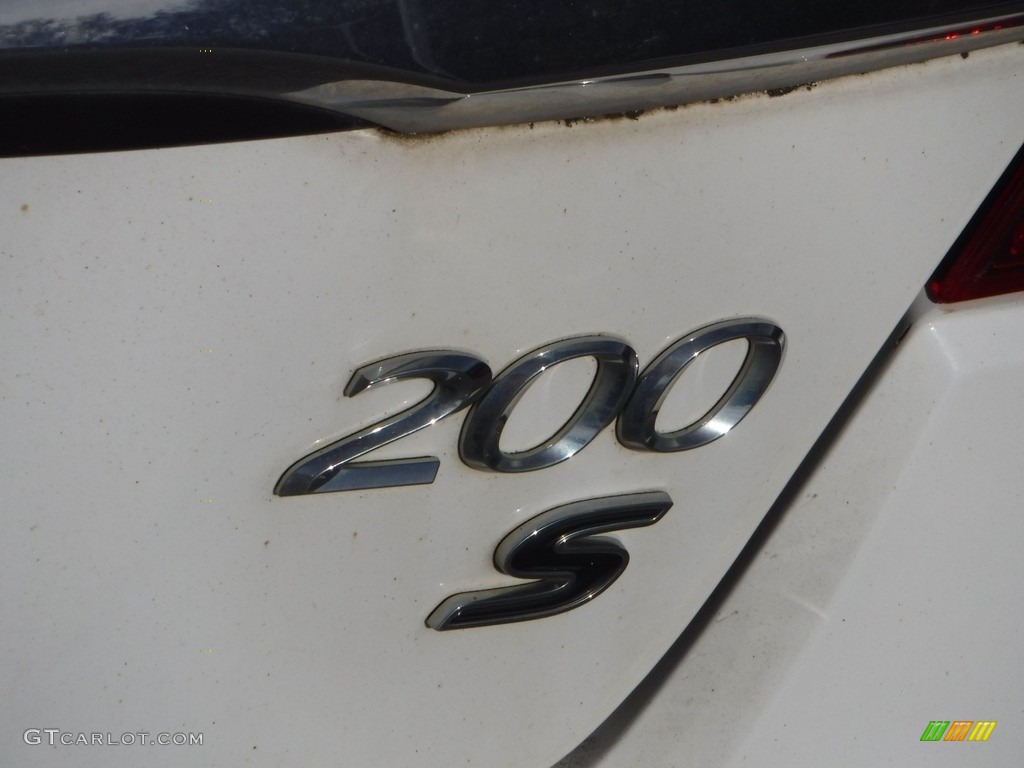 2012 200 S Convertible - Bright White / Black photo #17
