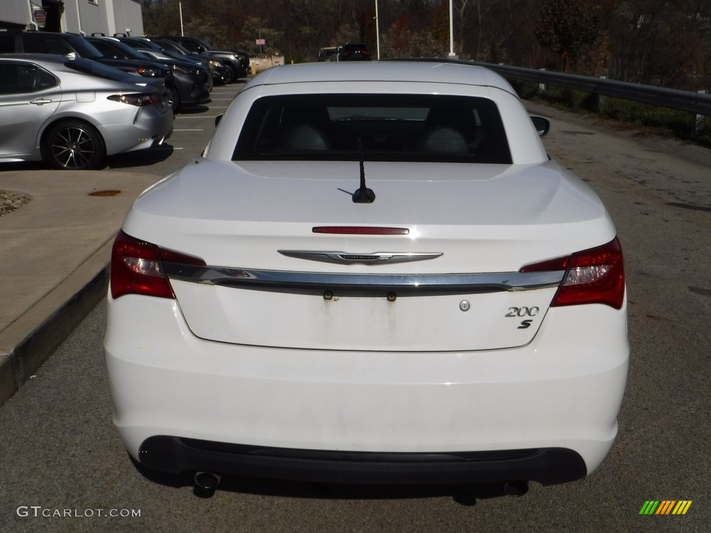 2012 200 S Convertible - Bright White / Black photo #20