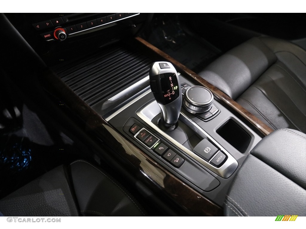 2017 X5 xDrive35d - Space Gray Metallic / Black photo #15