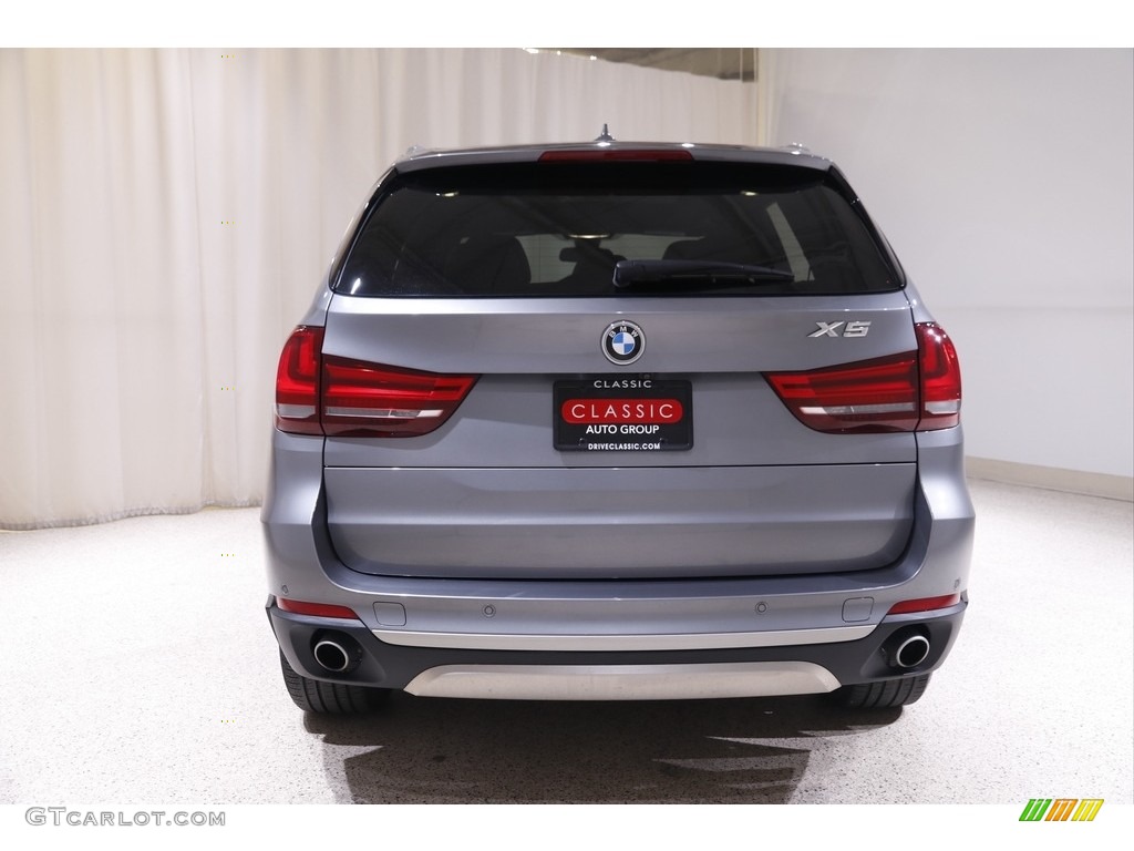 2017 X5 xDrive35d - Space Gray Metallic / Black photo #21