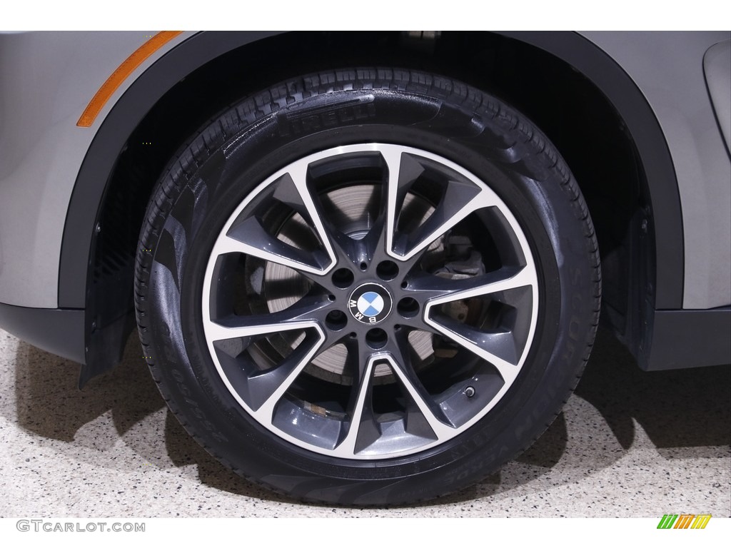 2017 X5 xDrive35d - Space Gray Metallic / Black photo #23