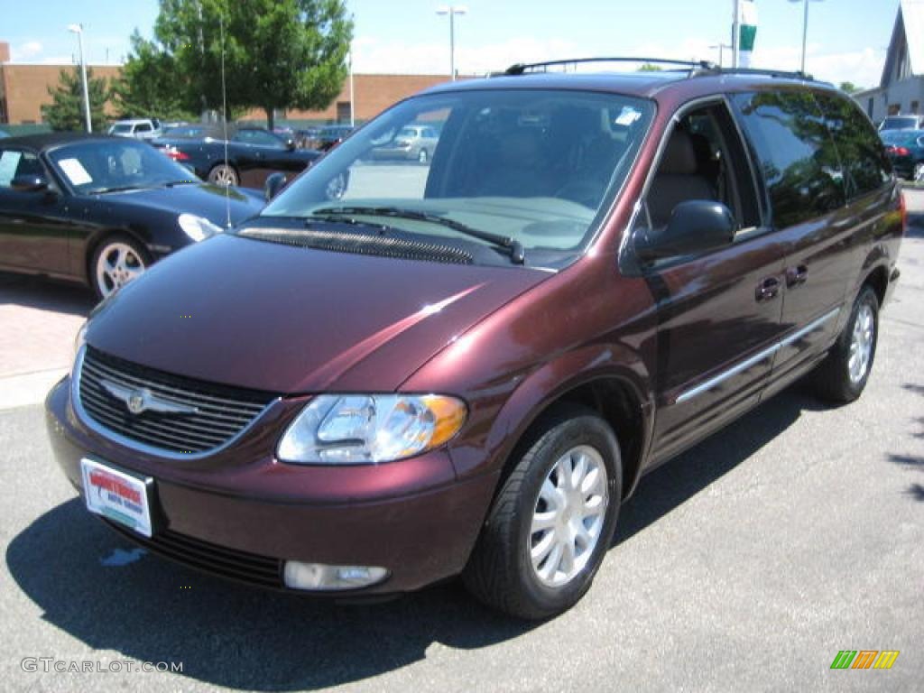 2003 Town & Country LXi - Deep Molten Red Pearl / Taupe photo #3