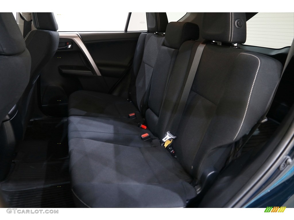 2018 RAV4 XLE - Galactic Aqua Mica / Black photo #16