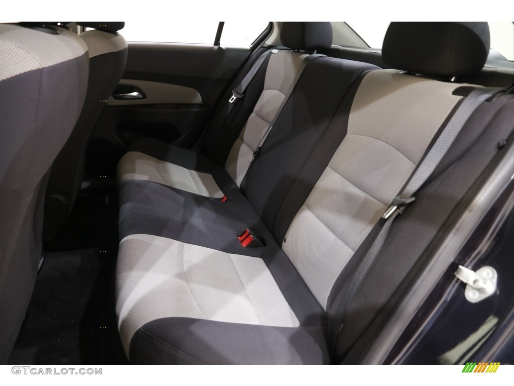 2015 Cruze LS - Blue Ray Metallic / Jet Black/Medium Titanium photo #14