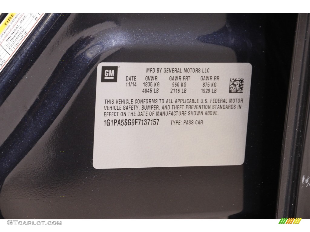 2015 Cruze LS - Blue Ray Metallic / Jet Black/Medium Titanium photo #17
