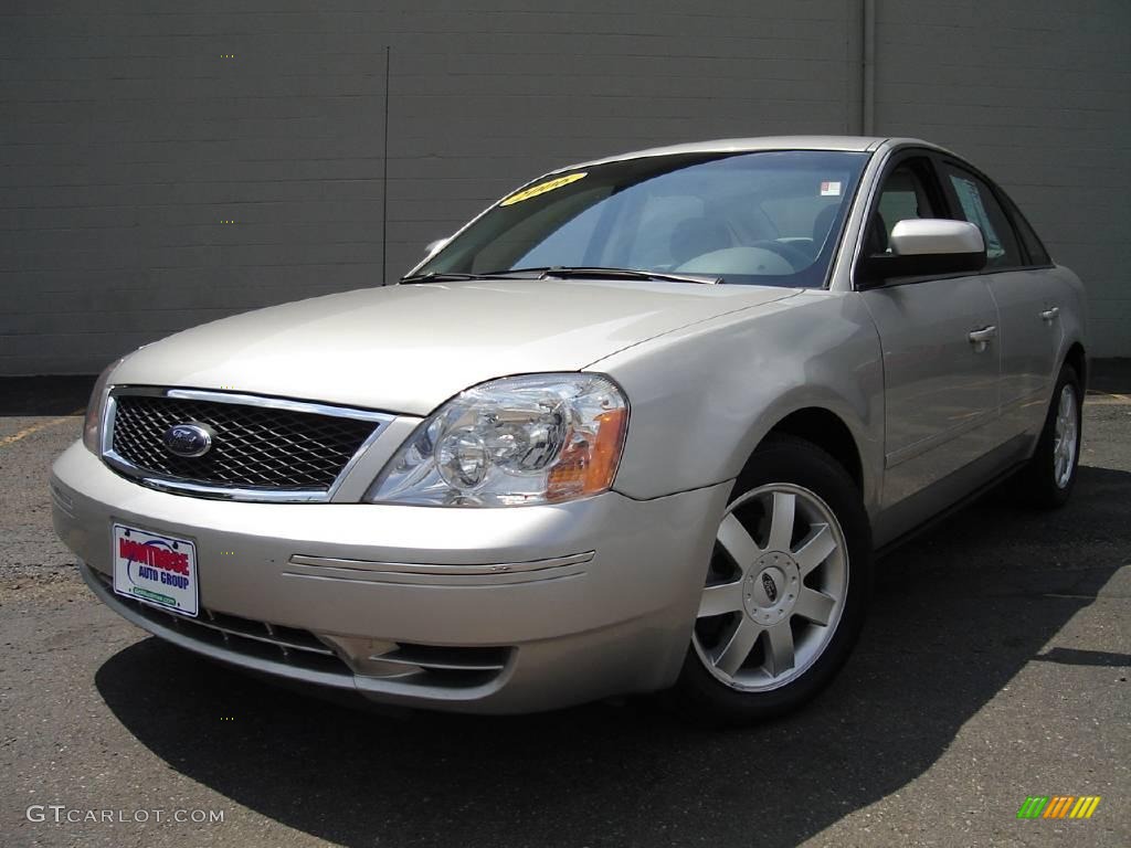 Silver Birch Metallic Ford Five Hundred