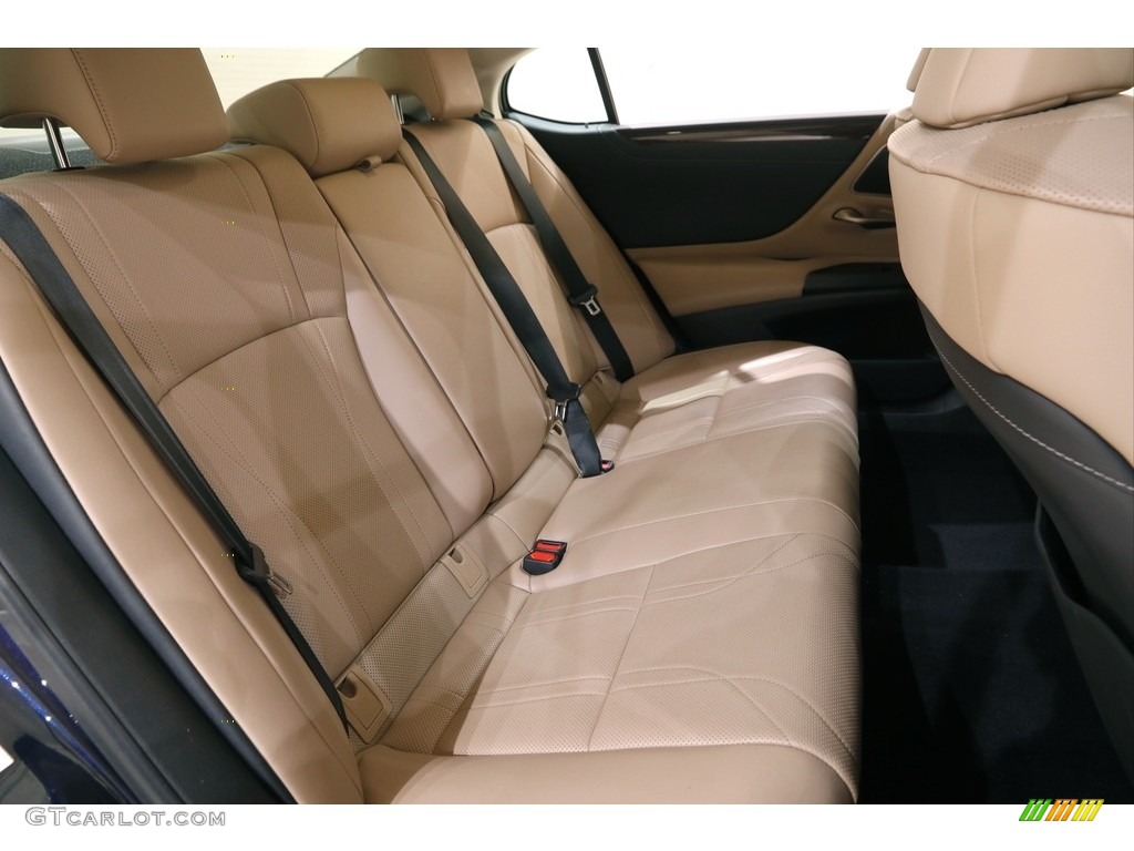 Chateau Interior 2019 Lexus ES 300h Photo #143234114