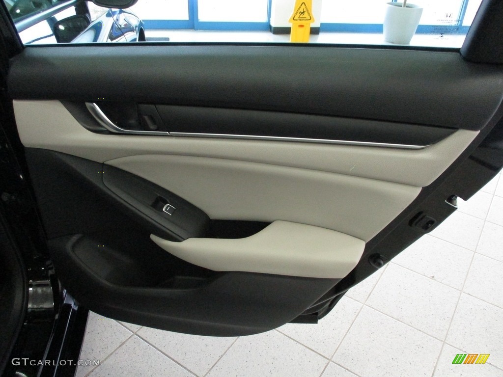 2018 Honda Accord Hybrid Sedan Gray Door Panel Photo #143237029